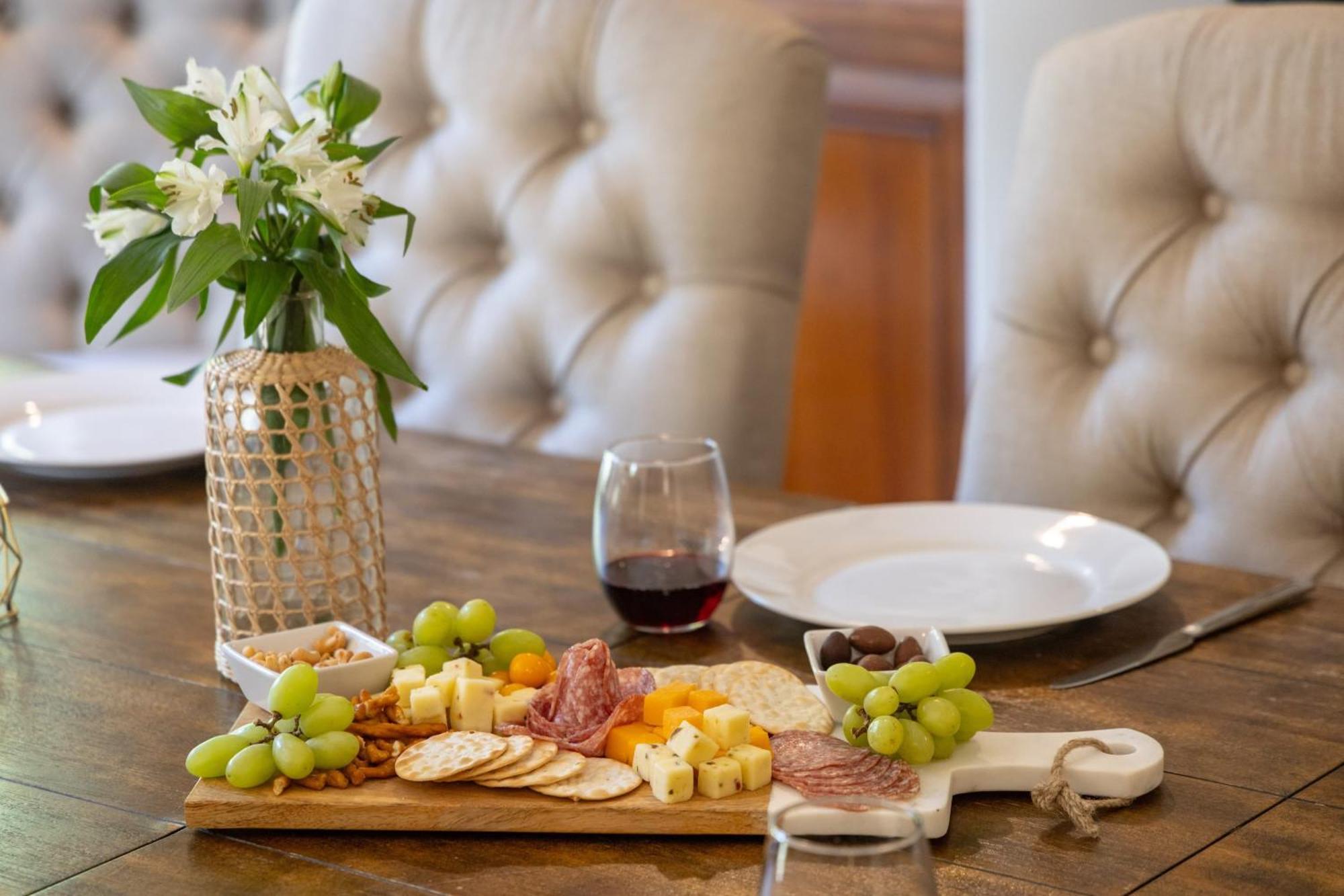 Grapevine By Avantstay Secluded 5Br Villa 4 Acres Of Vineyards Avo Groves Temecula Exterior photo